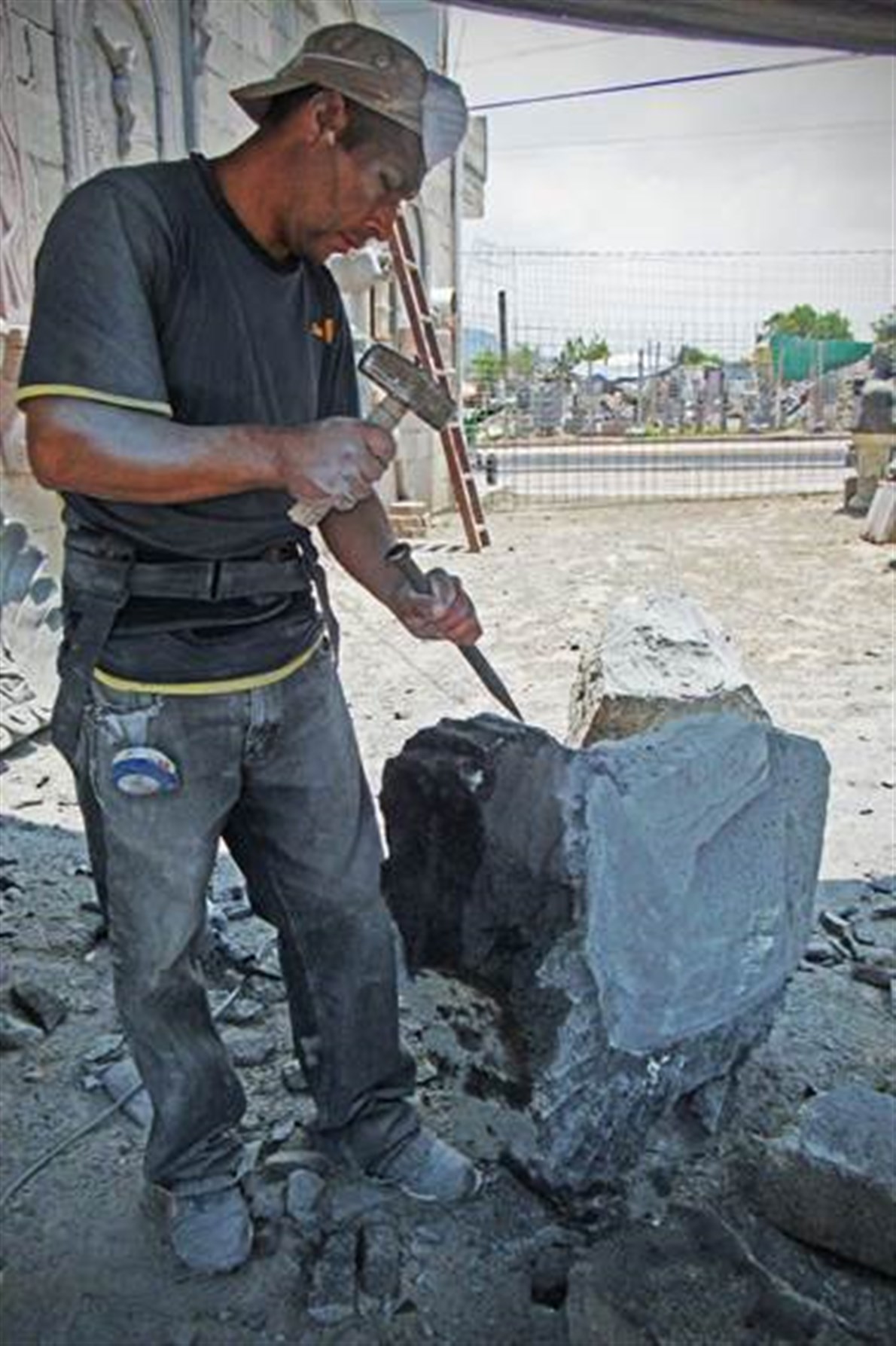 Hoy sus golpes son precisos, meticulosos. No hay margen de error. Hoy crean espectaculares figuras FOTO: Édgar Ávila/ EL UNIVERSAL Hoy sus golpes son precisos, meticulosos. No hay margen de error. Hoy crean espectaculares figuras FOTO: Édgar Ávila/ EL UNIVERSAL