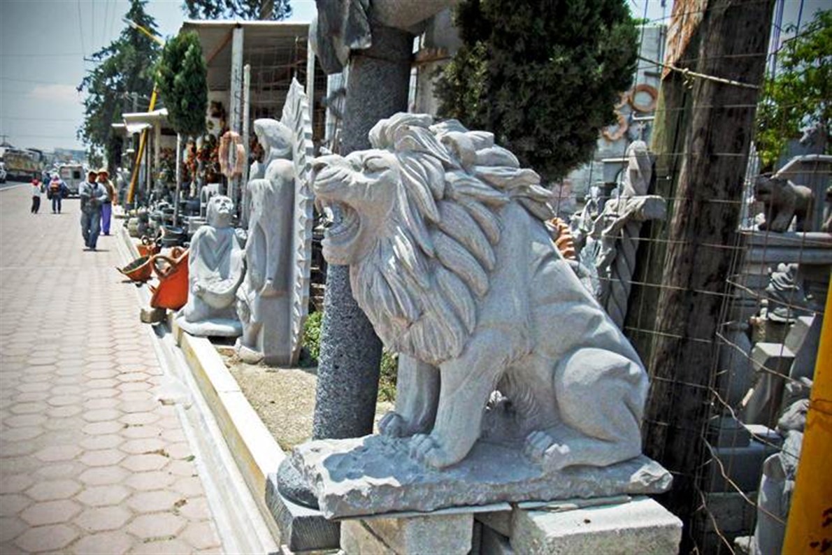 Y no podían faltar enormes leones, elefantes y gárgolas FOTO: Édgar Ávila/ EL UNIVERSAL Y no podían faltar enormes leones, elefantes y gárgolas FOTO: Édgar Ávila/ EL UNIVERSAL