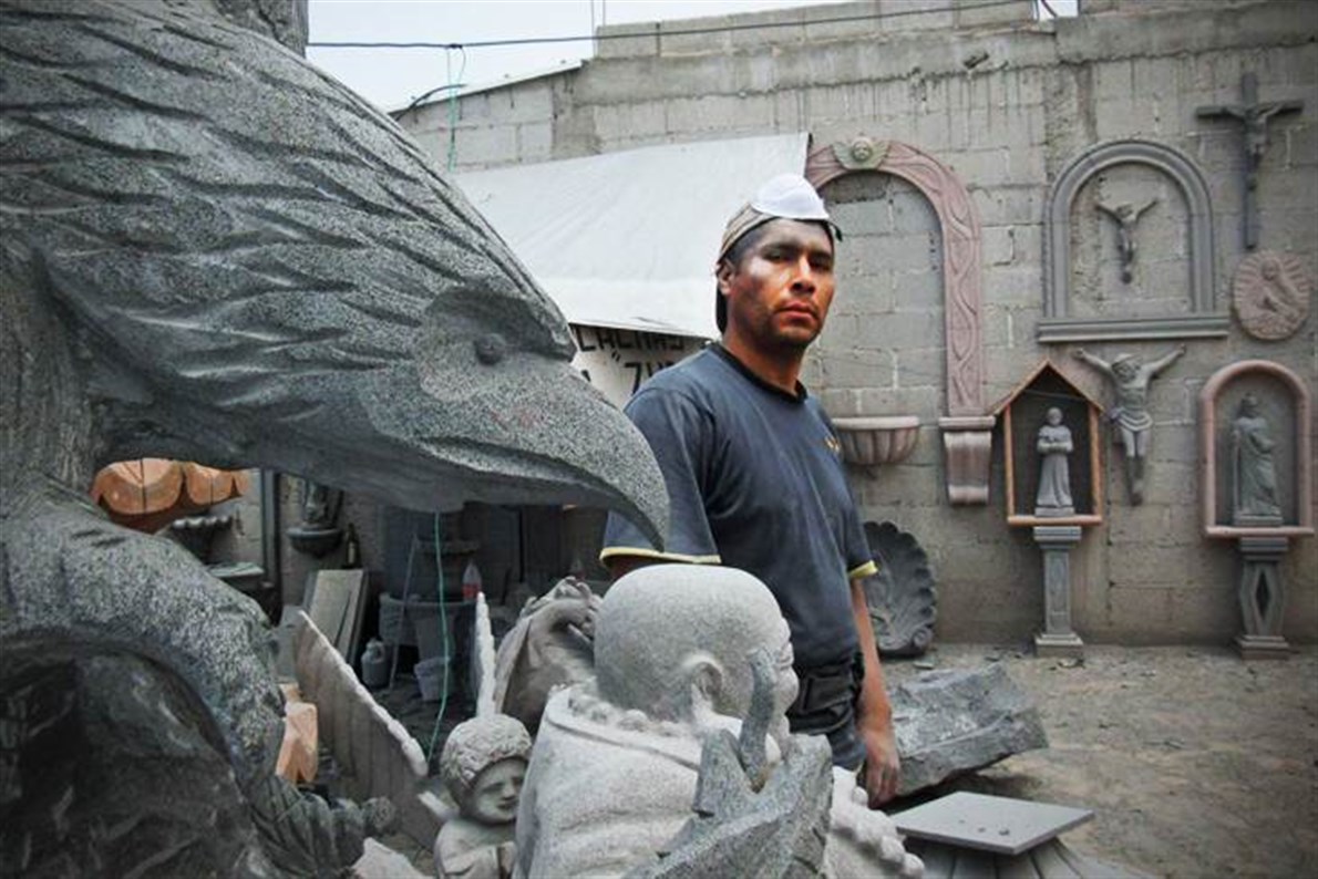 Se autoconsideran, artesanos, pero en realidad son unos artistas y sus obras hablan por ellos FOTO: Édgar Ávila/ EL UNIVERSAL Se autoconsideran, artesanos, pero en realidad son unos artistas y sus obras hablan por ellos FOTO: Édgar Ávila/ EL UNIVERSAL