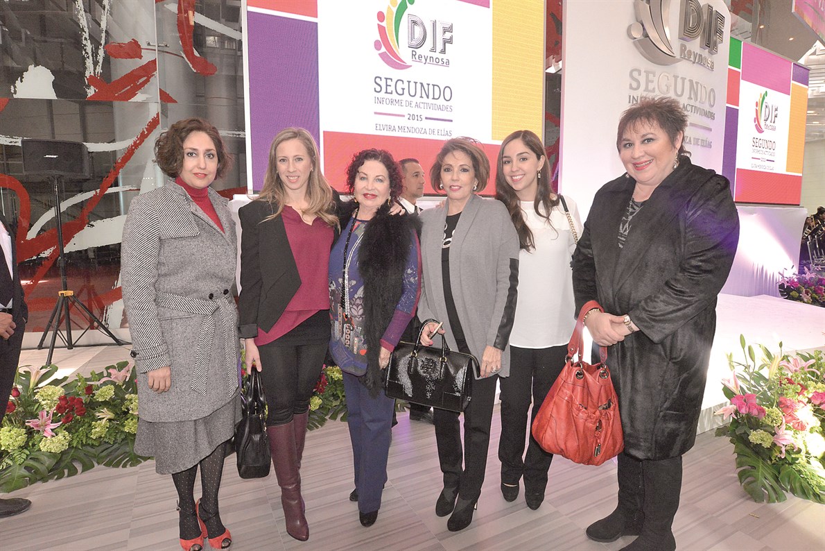 INVITADAS. Izzett de Rodríguez, Rosalba de Zertuche, Esthela de Deándar, Myriam de Zertuche y María Aurora Ramírez.