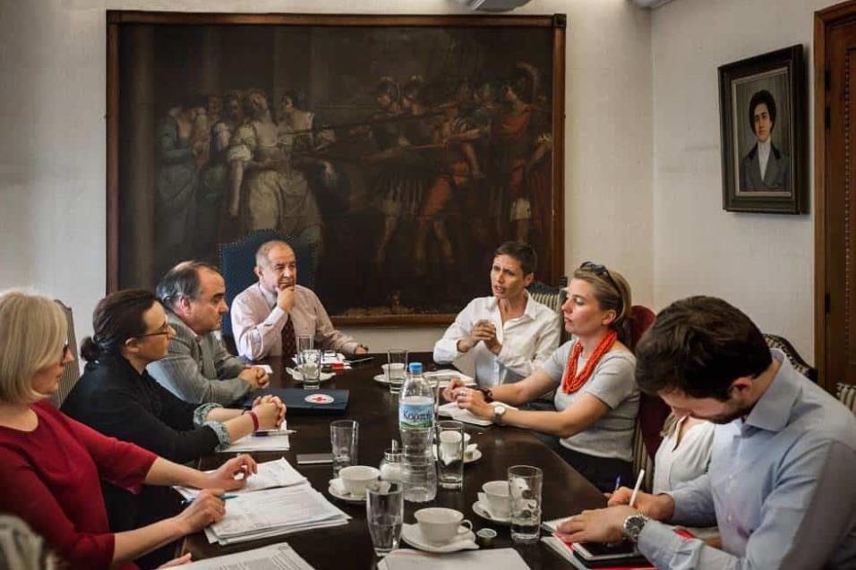 Reunión del Comité de la Cruz Roja en Atenas para analizar la creciente llegada de refugiados por la frontera norte con Turquía. ANGEL LOPEZ SOTO