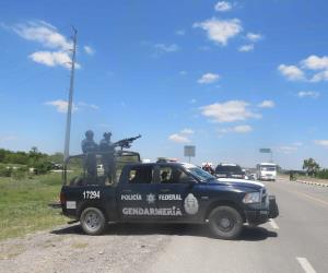 Federales capturan tras balacera a robacarros