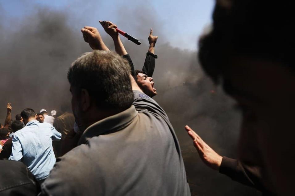 Palestinos protestan en la franja de Gaza, el 14 de mayo de 2018. SPENCER PLATT GETTY IMAGES