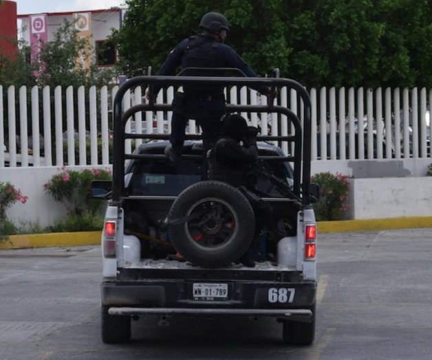 Frenan autoridades a un sujeto alterado Frenan autoridades a un sujeto alterado