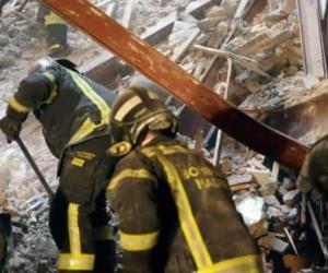 La búsqueda de los dos obreros desaparecidos en el derrumbe de un edificio en Madrid