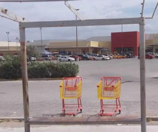 Piden arreglar las paradas de buses Piden arreglar las paradas de buses