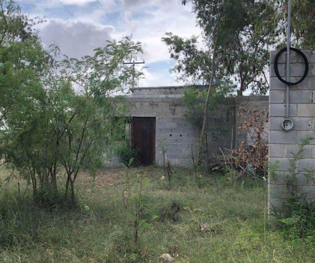 Abandonan casas en fraccionamiento Abandonan casas en fraccionamiento