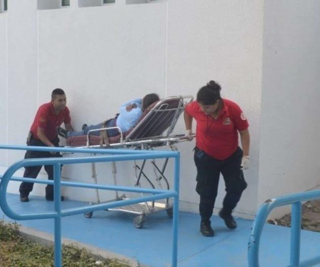 Cae fulminada por presunto golpe de calor; reportan sufre fuertes convulsiones Cae fulminada por presunto golpe de calor; reportan sufre fuertes convulsiones