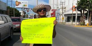 Pierde apuesta en Reynosa y paga..¡vestido de mujer!