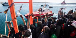 La llegada del Aquarius al puerto de Valencia