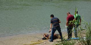 Flotaba cadáver en el río Bravo