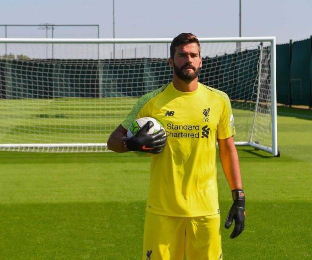 Ficha Liverpool al portero más caro de la historia