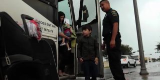 Denuncias de abusos a menores inmigrantes en EEUU