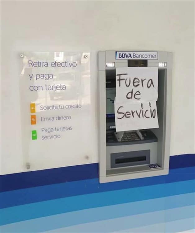 Dejan sin dinero tras fallar cajeros Dejan sin dinero tras fallar cajeros