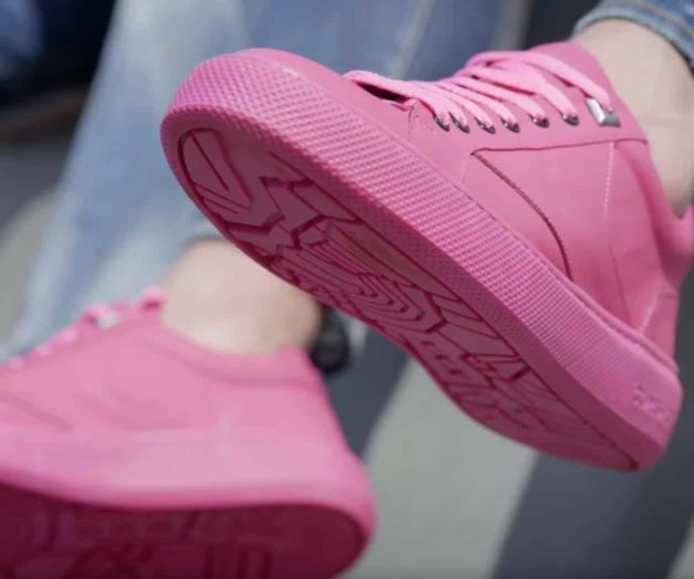 Los vas a querer usar: Tenis hechos de goma de mascar Los vas a querer usar: Tenis hechos de goma de mascar