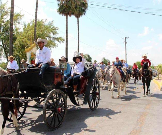 Exitosa cabalgata en fiesta religiosa Exitosa cabalgata en fiesta religiosa