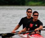 Pareja de mexicanos ganan oro en canotaje