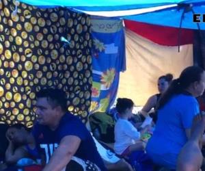 Bajo un sol abrasador esperan anuencia de EU, en Matamoros