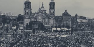 El festejo, el acarreo, el Zócalo lleno...