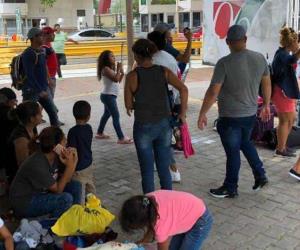 Retiran a los migrantes del Puente Nuevo en Matamoros