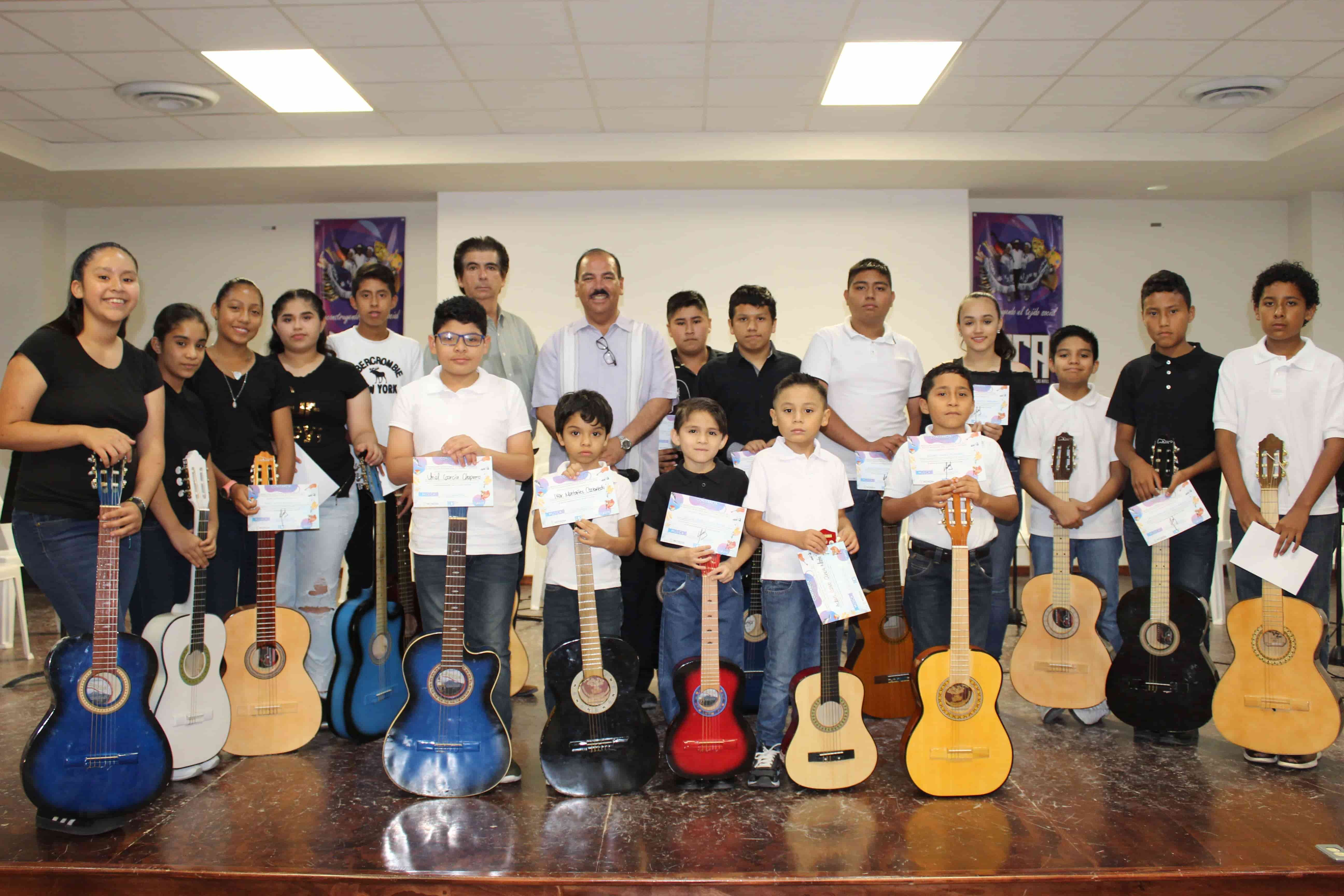 TALLER DE GUITARRA.