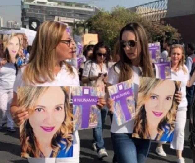 Por segundo día, marchan por Abril en el municipio más rico de NL Por segundo día, marchan por Abril en el municipio más rico de NL