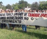 Cierran campesinos carretera federal Mante-Victoria