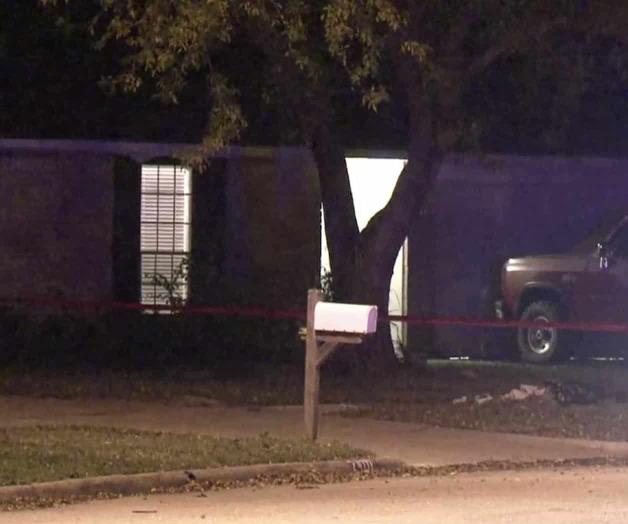 Dispara a su hermana y mata al novio de ella Dispara a su hermana y mata al novio de ella