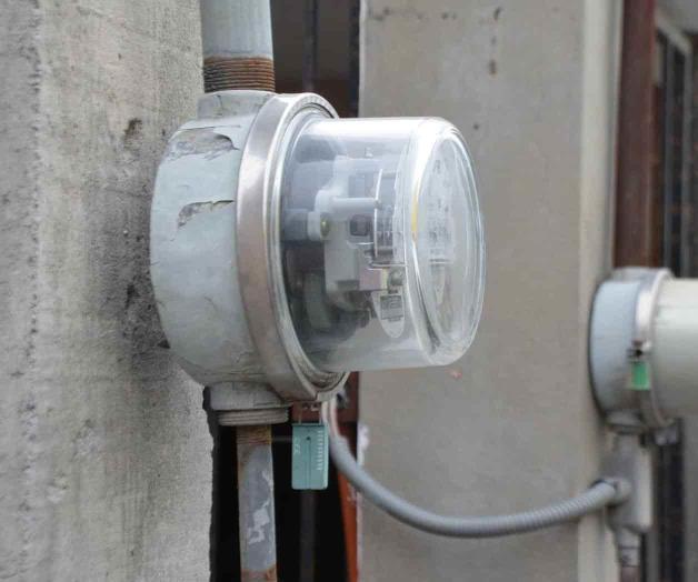 Les llega más de electricidad Les llega más de electricidad