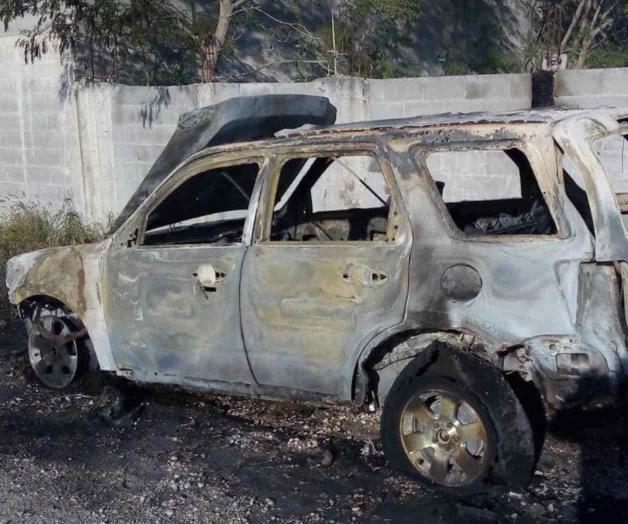 Prenden fuego a camioneta Escape Prenden fuego a camioneta Escape