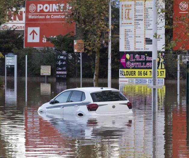 Caos en Francia por inundaciones Caos en Francia por inundaciones