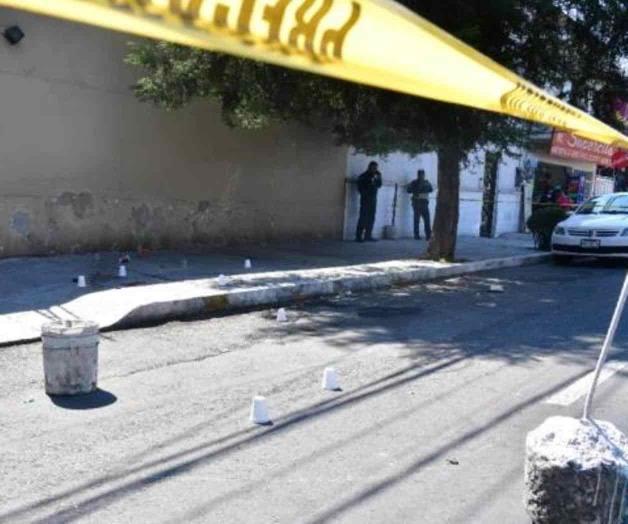 Asesina a tiros a dos hombres porque acosaron a su novia en Tlalpan Asesina a tiros a dos hombres porque acosaron a su novia en Tlalpan