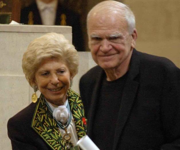Devuelven nacionalidad checa a autor Milan Kundera Devuelven nacionalidad checa a autor Milan Kundera