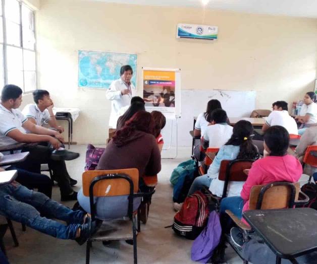 Buscan prevenir SIDA en preparatorias rurales Buscan prevenir SIDA en preparatorias rurales