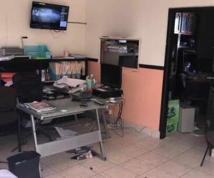 Robo y vandalismo a primaria; queda grabado en cámaras de vigilancia