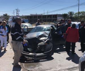 Tres lesionadas en accidente vial; una de ellas embarazada