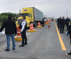 Instalan filtro sanitario en carretera Reynosa-Monterrey