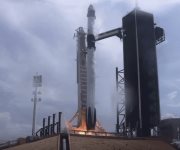 El cohete SpaceX despega con 2 estadounidenses