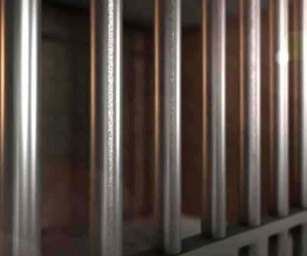 Detienen a mujer por permitir abuso sexual de sus hijas en Morelos Detienen a mujer por permitir abuso sexual de sus hijas en Morelos