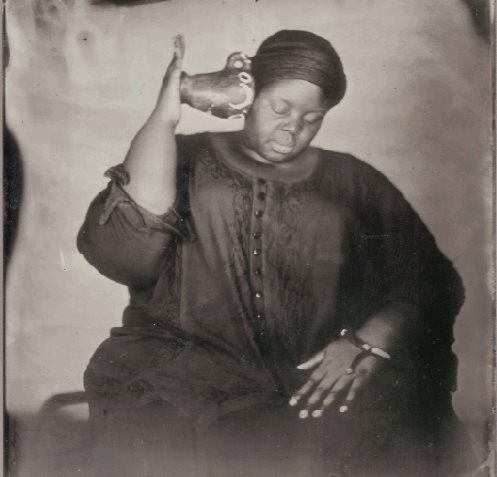 Khadija Saye, los ritos arcanos del alma Khadija Saye, los ritos arcanos del alma