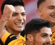 Arrancan Jiménez y Wolves la temporada con el pie derecho