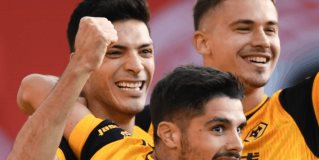 Arrancan Jiménez y Wolves la temporada con el pie derecho