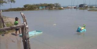 Pega marejada a Higuerillas, el Mezquital y Laguna Madre