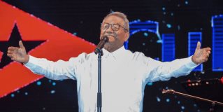 Armando Manzanero recibirá Premio Billboard a la Trayectoria