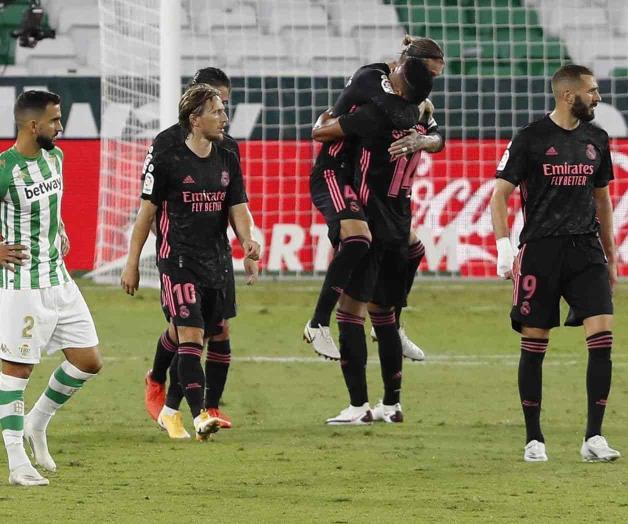 Salva VAR al Real Madrid; vence de visita 2-3 al Betis Salva VAR al Real Madrid; vence de visita 2-3 al Betis