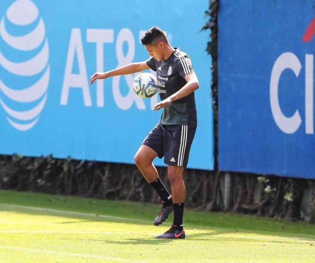 Triunfa el Ajax pese a expulsión de Edson Triunfa el Ajax pese a expulsión de Edson