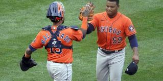 Astros de Houston derrotan 4-1 a Mellizos de Minnesota en su Juego 1 de playoffs.