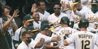 Atléticos de Oakland derrotan 6-4 a Medias Blancas de Chicago