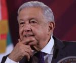 Asunto de libros es político, están desesperados, dice AMLO