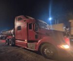 Aseguran pipa con 20 mil litros de hidrocarburo en Nuevo León
